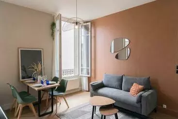 Apartamentos turísticos Exceptionnel Appart Haussmannien Au Cœur De Ville