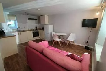 ツーリストアパートメント Lovely 2bed Apartment In Wincanton Somerset