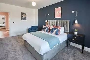 ツーリストアパートメント Host & Stay   Parkside Villa