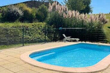 דירות לתיירים Maison De 3 Chambres Avec Piscine Privee Et Jardin Amenage A Tamnies