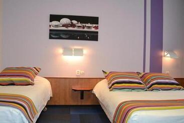 Logis Hotel De Paris