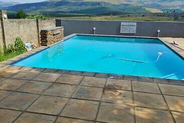 游客公寓 Pine View Guesthouse Graskop