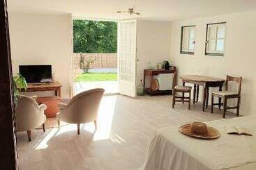 پانسیون Maison Caiada