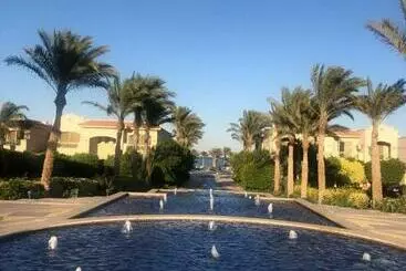 آپارتمانهای توریستها Cozy 3bedrooms Challet La Vista 5 For Families Only