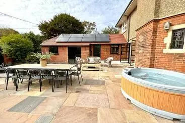 Turistihuoneistot Highview House Norfolk Coast   Seaviews, Beach, Hot Tub