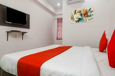 فندق Oyo 92853 Rk Grand