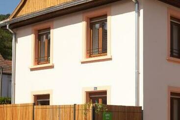 ツーリストアパートメント Gîte Chez Tim