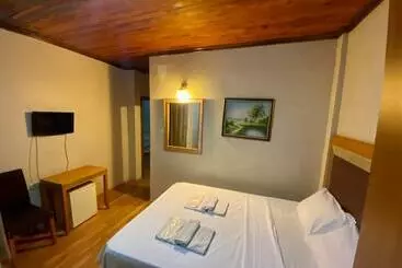 ホテル Herton Boutique