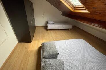 بنسيون Agréable Appartement Dans Une Maison