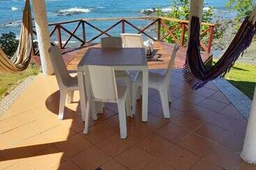 بنسيون Hostal Denisse Tours