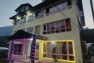 Pensión New Snow View Resort Pahalgam