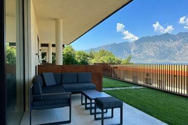 ツーリストアパートメント Seeblick Le Dimore