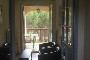 דירות לתיירים Le Clos Des Oliviers