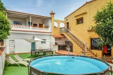 ツーリストアパートメント Maison Pedrera