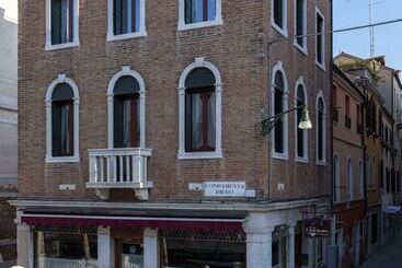 Pensión Fosca Venice Rooms