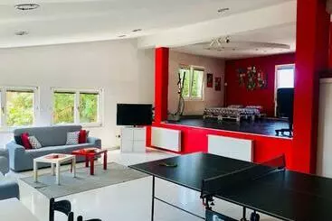 آپارتمان‌های توریست‌ها Apartman Studio Sch Sch Sch