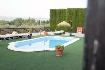 Ferienwohnungen La Cuadra, Finca A Los Pies De Sierra Nevada, A 10 Minutos Del Centro, Piscina, Jardín, Barbacoa