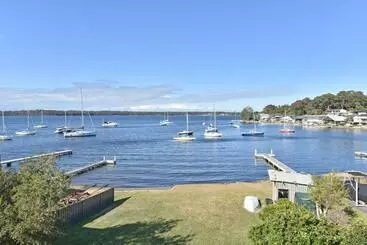 ツーリストアパートメント Sunshine Shores