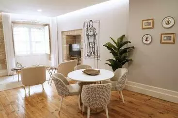 آپارتمان‌های توریست‌ها Torre Medieval