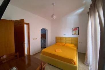 מלון דירות Vila Tani