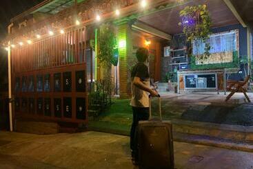 هاستل Gardens House, Airport Juan Santamaria, Alajuela, San Jose