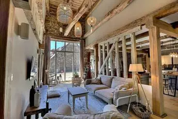 Aamiaismajoitus (B&B) Agritourisme Abaé