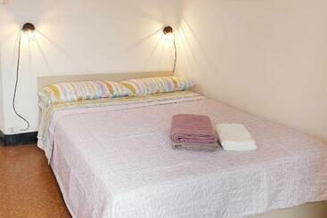 Pensionat Genova Rooms Brignole D