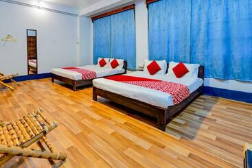 تختخواب و صبحانه La Monte Inn