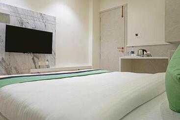 בית מלון כפרי Treebo The Utsav, Nashik