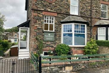 Pension  Thornleigh House