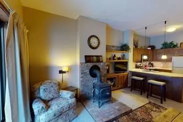 ツーリストアパートメント Wintergreen 106   Cozy And Peaceful Condo, Conveniently Located Between Killington And Pittsfield 1