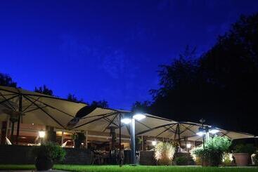 Waldhotel Riesebusch