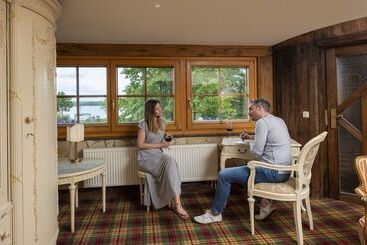 Wellnesshotel Seeschlößchen   Privat  Spa & Naturresort