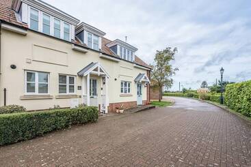 Apartamentos turísticos Scott S Cottage, Reydon