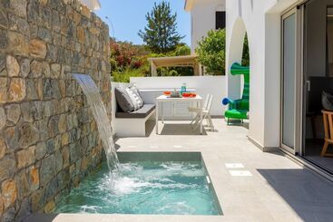 آپارتمان‌های توریست‌ها Protaras Rose By The Sea Villa