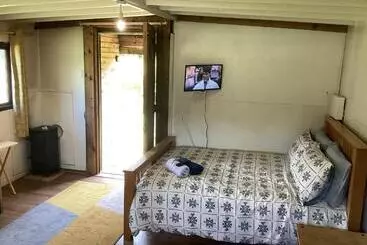 Aamiaismajoitus (B&B) Vigo Retreat Cabin 3