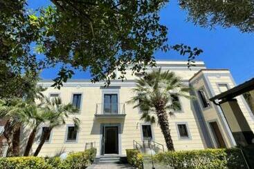 Boutique Hotel Palazzo Donna Iulia
