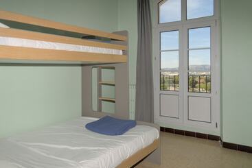 ホテル Auberge De Jeunesse Hi Marseille Bois Luzy