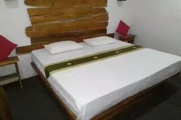 Aamiaismajoitus (B&B) Pilimathalawa Eco Lodge And Hostel