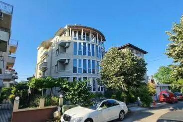 ペンション къща за гости беглик таш 2