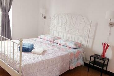 Bed and Breakfast Brignole C Genova Rooms