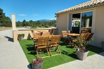 بنسيون A Ventoux Yourte