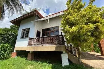 Appartamenti turistici At Cherngtalay House #1 Two Bedrooms House