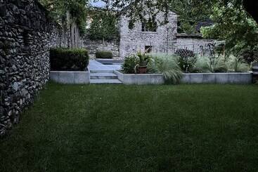 Nocleg ze śniadaniem Villa Chiovenda Residenza D Epoca