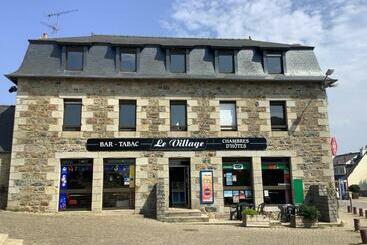 تختخواب و صبحانه Le Village Gr34