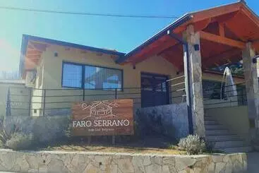 ホテル Posada Faro Serrano