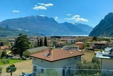ホテル Visioni Lake View Boutique Rooms & Breakfast   Adults Friendly
