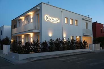 بنسيون Calaluna Rooms