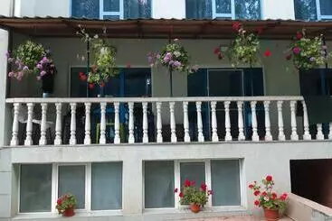 ペンション Casa Albastra