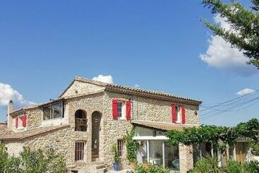 ペンション Mas La Belle Ambroise   Chambres D Hôtes Et Gîte